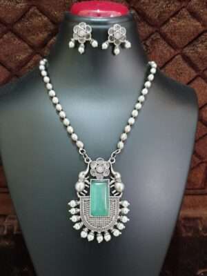 Long Green Necklace Set